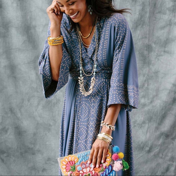 seashell cream mint puka shell bracelet - Picture 7 of 9